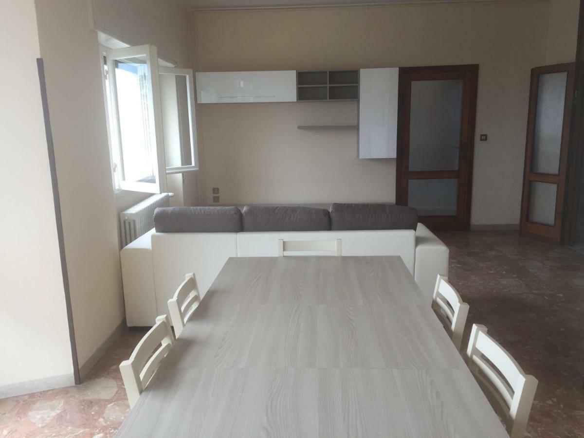 Casa Amelia Apartment Гарняно Екстериор снимка